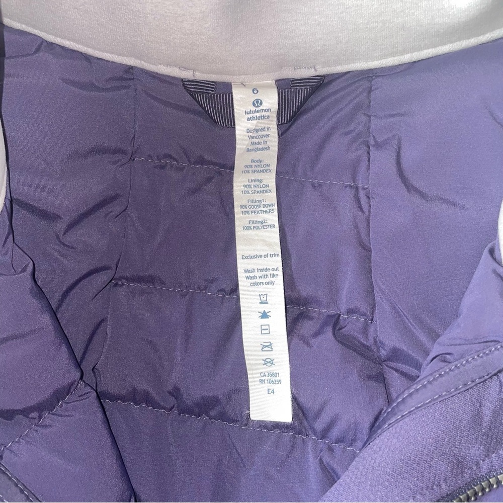 Lululemon Fluffed Up Jacket | Nightfall | Size 6 - Picture 9 of 9